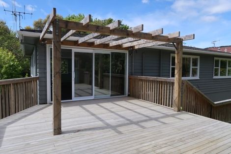 Photo of property in 78 Oriel Avenue, Tawa, Wellington, 5028