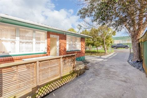 Photo of property in 11 Rewa Street, New Lynn, Auckland, 0600