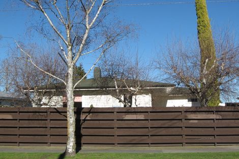Photo of property in 16 Palmerston Road, Havelock North, 4130