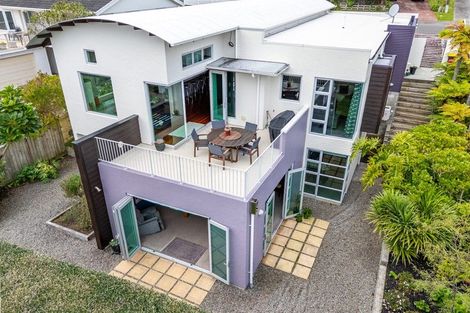 Photo of property in 110 Winara Avenue, Waikanae, 5036