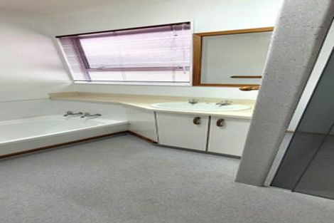 Photo of property in 8 Burns Street, Westown, New Plymouth, 4310