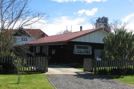 Photo of property in 4 Horton Street, Greytown, 5712