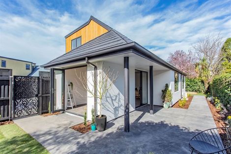 Photo of property in 71b Wairakei Road, Bryndwr, Christchurch, 8052