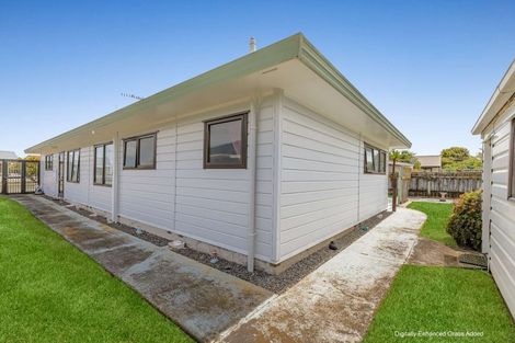 Photo of property in 6 Poutama Place, Tawhero, Whanganui, 4501