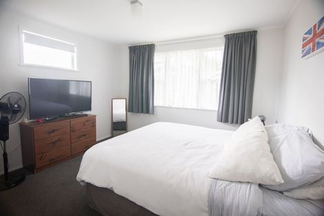 Photo of property in 4a Brightwell Street, Papakura, 2110