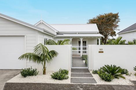 Photo of property in 161 Lemon Street, Strandon, New Plymouth, 4312