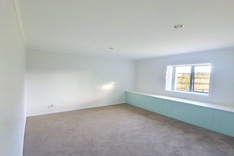 Photo of property in 621 Beach Road, Rothesay Bay, Auckland, 0630