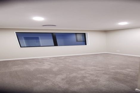 Photo of property in 30 Godfrey Drive, Orewa, 0931