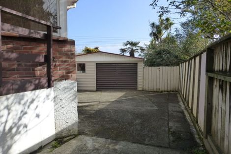 Photo of property in 59 Captain Scott Road, Glen Eden, Auckland, 0602