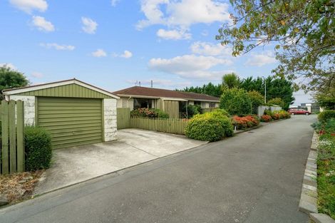 Photo of property in 1/6 Steadman Road, Broomfield, Christchurch, 8042