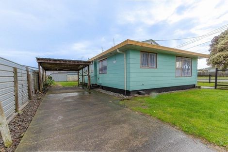 Photo of property in 29 Carson Street, Castlecliff, Whanganui, 4501