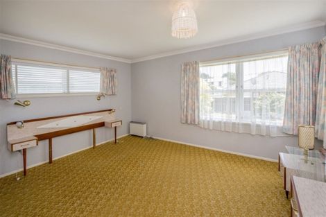 Photo of property in 33 Rugby Street, Levin, 5510