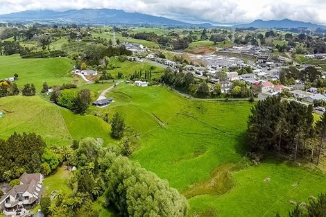 Photo of property in 68 Saxton Road, Upper Vogeltown, New Plymouth, 4371