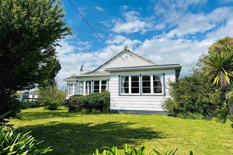 Photo of property in 2 Churton Crescent, Taita, Lower Hutt, 5011