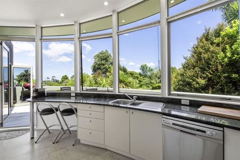 Photo of property in 2/25 Auld Street, Torbay, Auckland, 0630