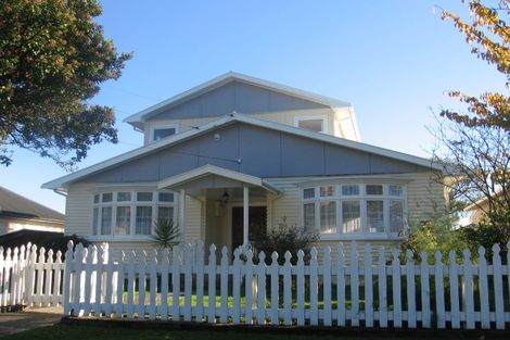 Photo of property in 20 Vincent Street, Waterloo, Lower Hutt, 5011