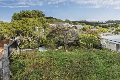 Photo of property in 15 Akatea Street, Berhampore, Wellington, 6023