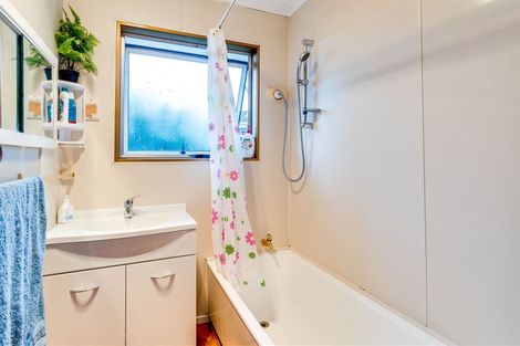 Photo of property in 14 Saint Pauls Place, Tamatea, Napier, 4112