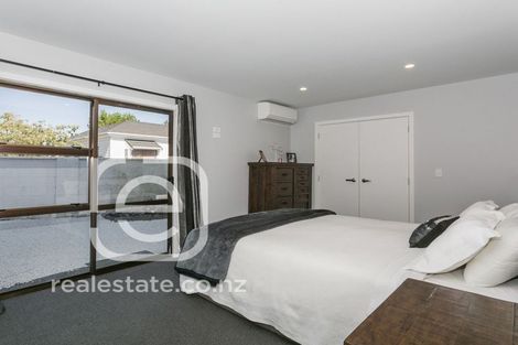 Photo of property in 75 Milton Road, Bluff Hill, Napier, 4110