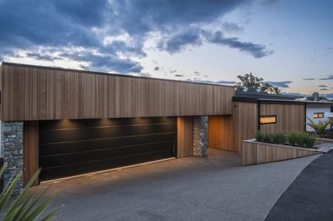 Photo of property in 37 Kiteroa Place, Cashmere, Christchurch, 8022