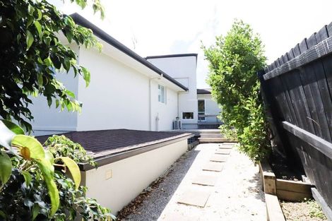 Photo of property in 1/88 Pah Road, Cockle Bay, Auckland, 2014