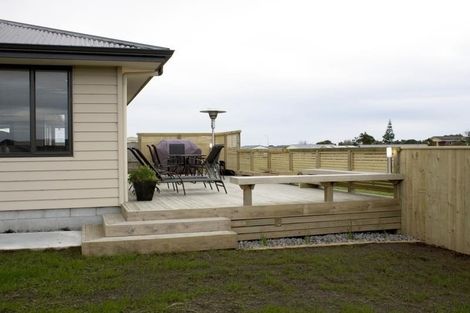 Photo of property in 2a Northpoint Way, Bell Block, New Plymouth, 4312