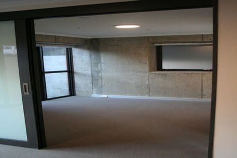 Photo of property in Frame Apartments, 2/111g Molesworth Street, Thorndon, Wellington, 6011