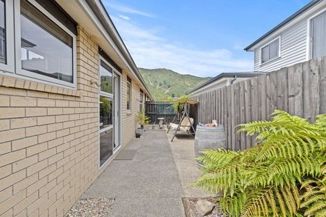 Photo of property in 12a Nautique Place, Waikawa, Picton, 7220