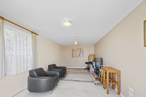 Photo of property in 5 Oxford Street, Waikari, 7420
