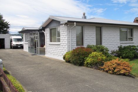 Photo of property in 10 Walnut Place, Mosgiel, 9024