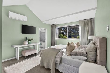Photo of property in 7a Prospect Terrace, Milford, Auckland, 0620