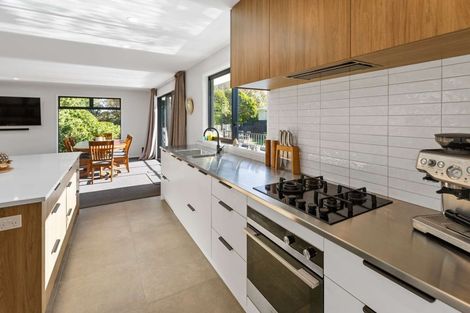 Photo of property in 136b Seaview Road, Westown, New Plymouth, 4310