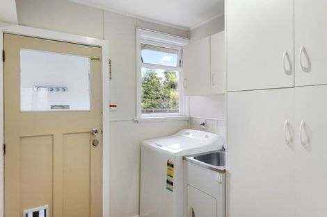 Photo of property in 18 Lambeth Crescent, Northcote, Christchurch, 8052