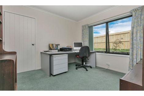 Photo of property in 4 Rush Creek Drive, Westgate, Auckland, 0614