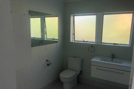 Photo of property in 9/19a Verbena Road, Birkdale, Auckland, 0626