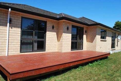 Photo of property in 50b Pinedale Place, Henderson, Auckland, 0610