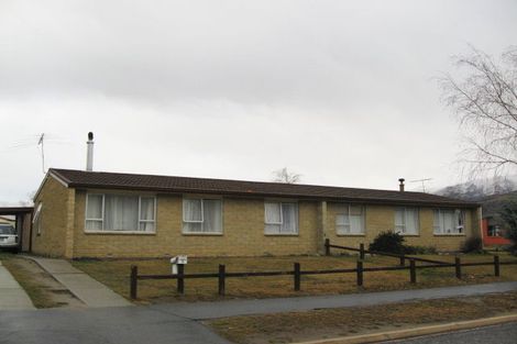 Photo of property in 65 Waenga Drive, Cromwell, 9310