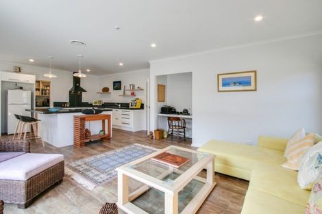 Photo of property in 21 Manganui Place, Te Awa, Napier, 4110