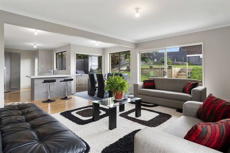Photo of property in 11 Glenn Terrace, Otumoetai, Tauranga, 3110