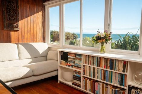 Photo of property in 134 The Parade, Paekakariki, 5034