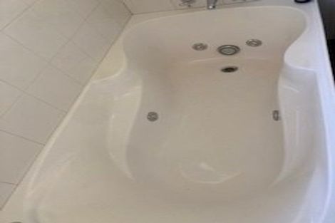 Photo of property in 2 Leith Street, Kinmont Park, Mosgiel, 9024