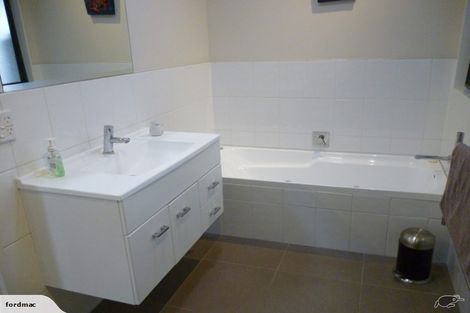 Photo of property in 128a Mellons Bay Road, Mellons Bay, Auckland, 2014