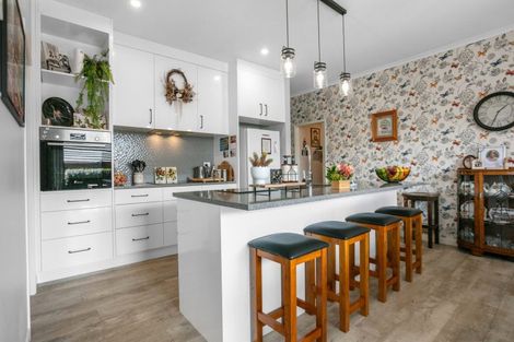 Photo of property in 5 Layla Place, Katikati, 3178