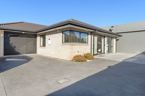 Photo of property in 405c Devonport Road, Tauranga South, Tauranga, 3112