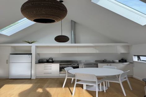 Photo of property in 3/83 Austin Street, Mount Victoria, Wellington, 6011