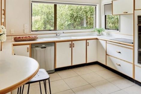 Photo of property in 51 Peterhouse Street, Tawa, Wellington, 5028