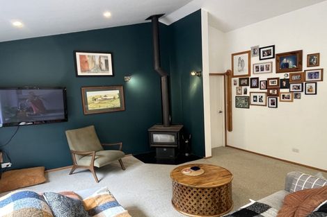 Photo of property in 701 Scenic Drive, Henderson Valley, Auckland, 0612