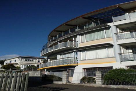 Photo of property in 74 Nairn Street, Mount Cook, Wellington, 6011