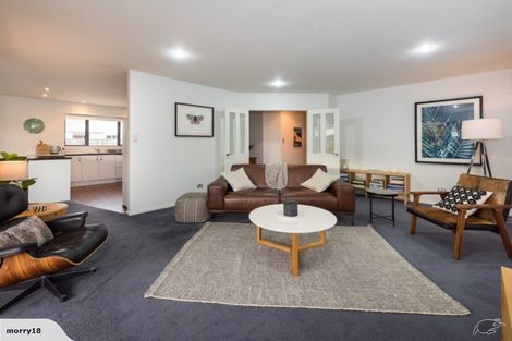 Photo of property in 5 Whitby Close, Waikawa, Picton, 7220