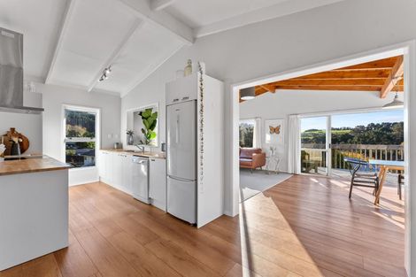 Photo of property in 6 Seatoun Avenue, Leigh, Warkworth, 0985